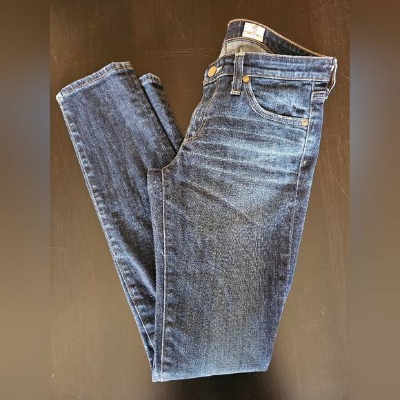 Ag Adriano Goldschmied Denim - AG Adriano Goldschmied "Stilt Cigarette Leg"  women's jeans. Size 27R